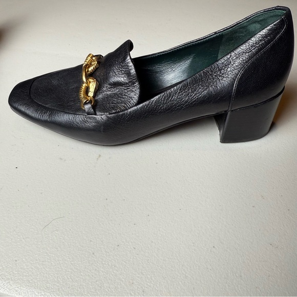 Tory Burch Jessa Black Leather Loafers with Gold Horse Motif, size 9.5, preloved - Picture 7 of 12